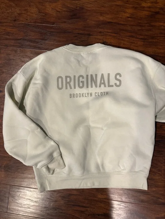 Men’s Crewneck Sweatshirt in Off-White - Picture 5 of 5